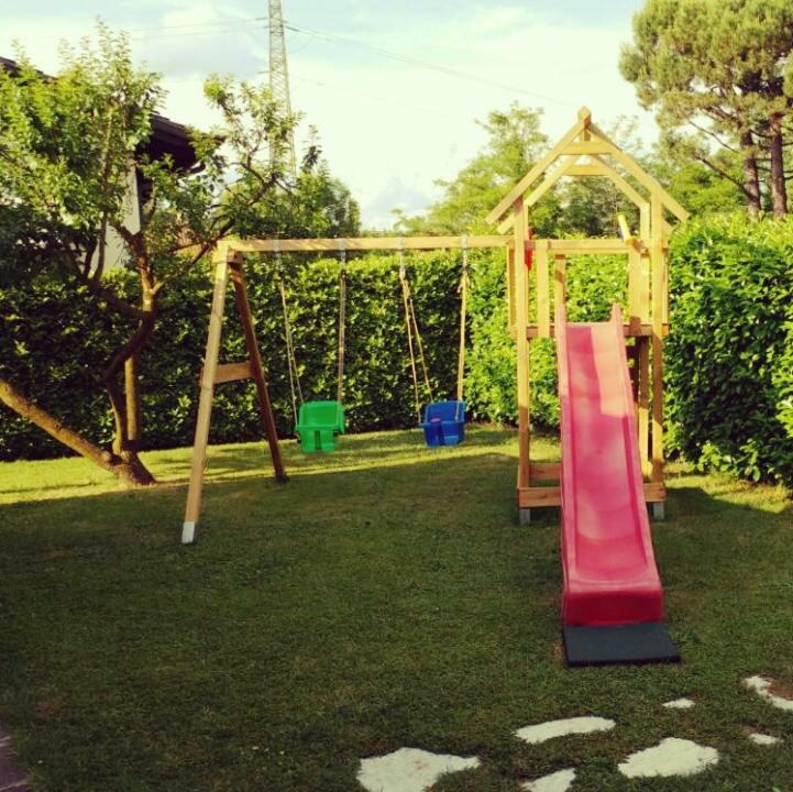 B&B Villa Monterosa con Piscina Castronno Exterior foto